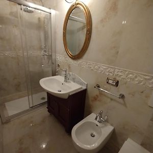 Private Bathroom Single Room